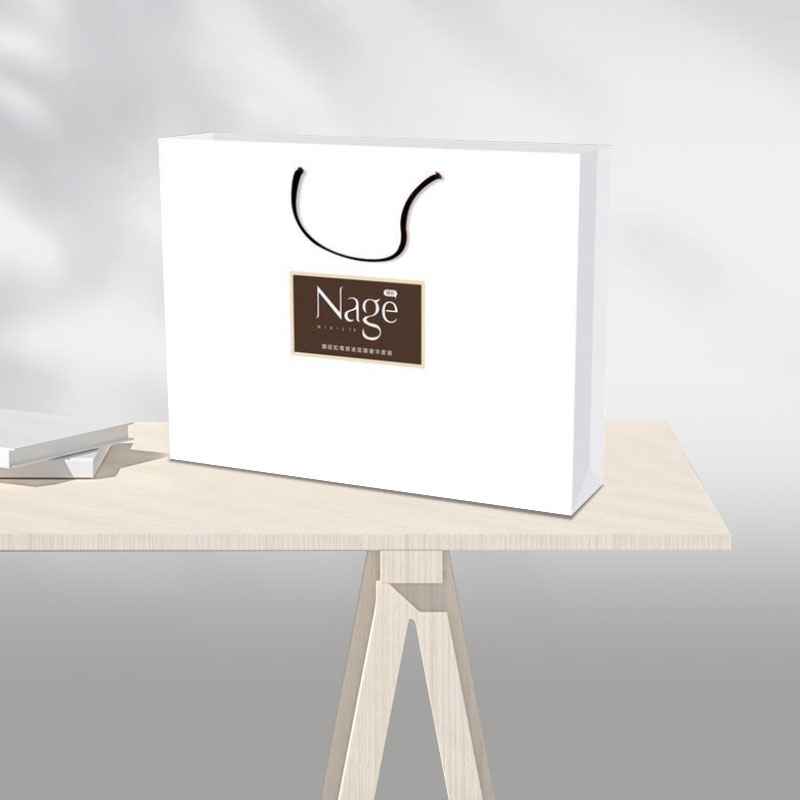 Gift store totes are both environmentally friendly and practical